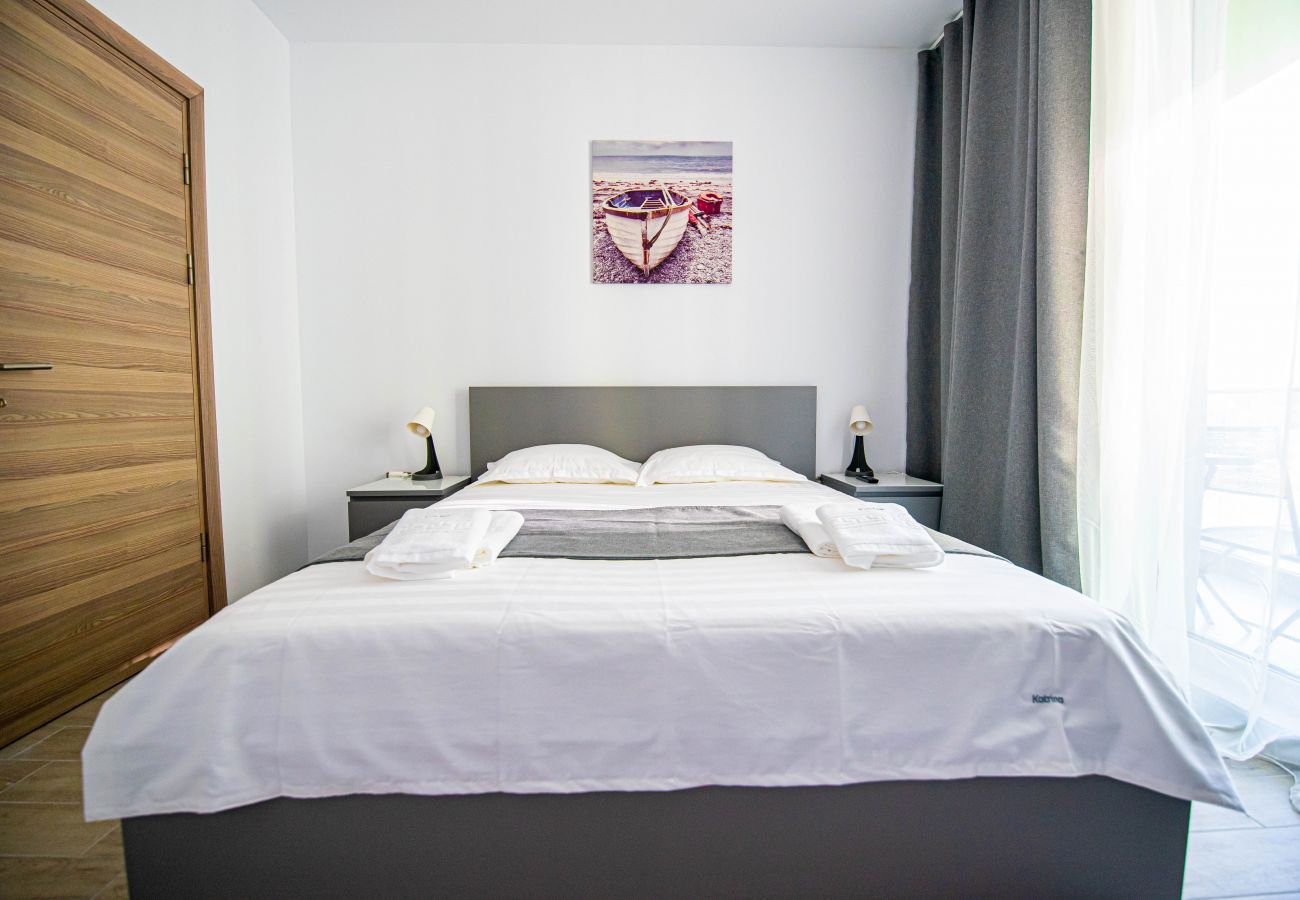 Apartment in Mamaia Nord -  Apartment Katrina near the Beach with Pool Acces - Alezzi Beach 
