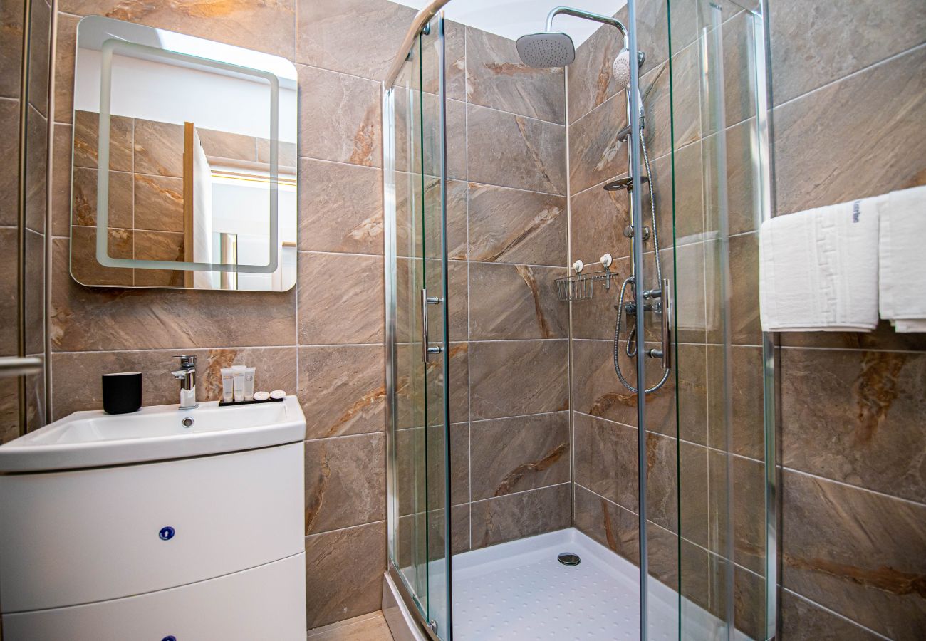 Apartment in Mamaia Nord -  Apartment Katrina near the Beach with Pool Acces - Alezzi Beach 