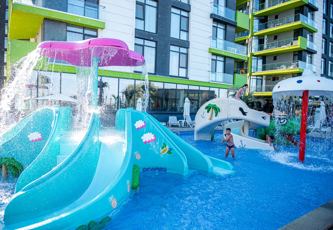 Apartment in Mamaia Nord -  Apartment Katrina near the Beach with Pool Acces - Alezzi Beach 