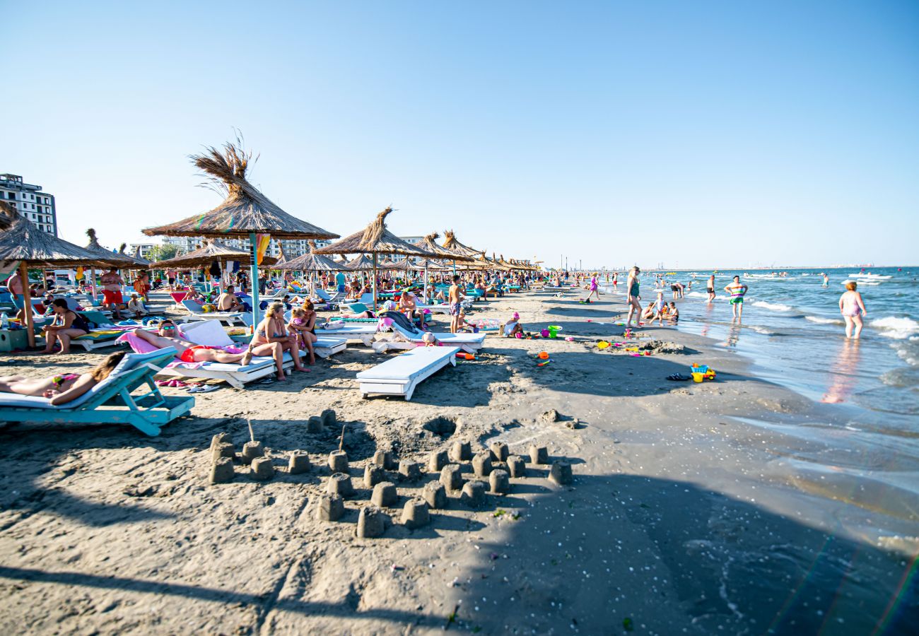 Apartment in Mamaia Nord -  Apartment Katrina near the Beach with Pool Acces - Alezzi Beach 