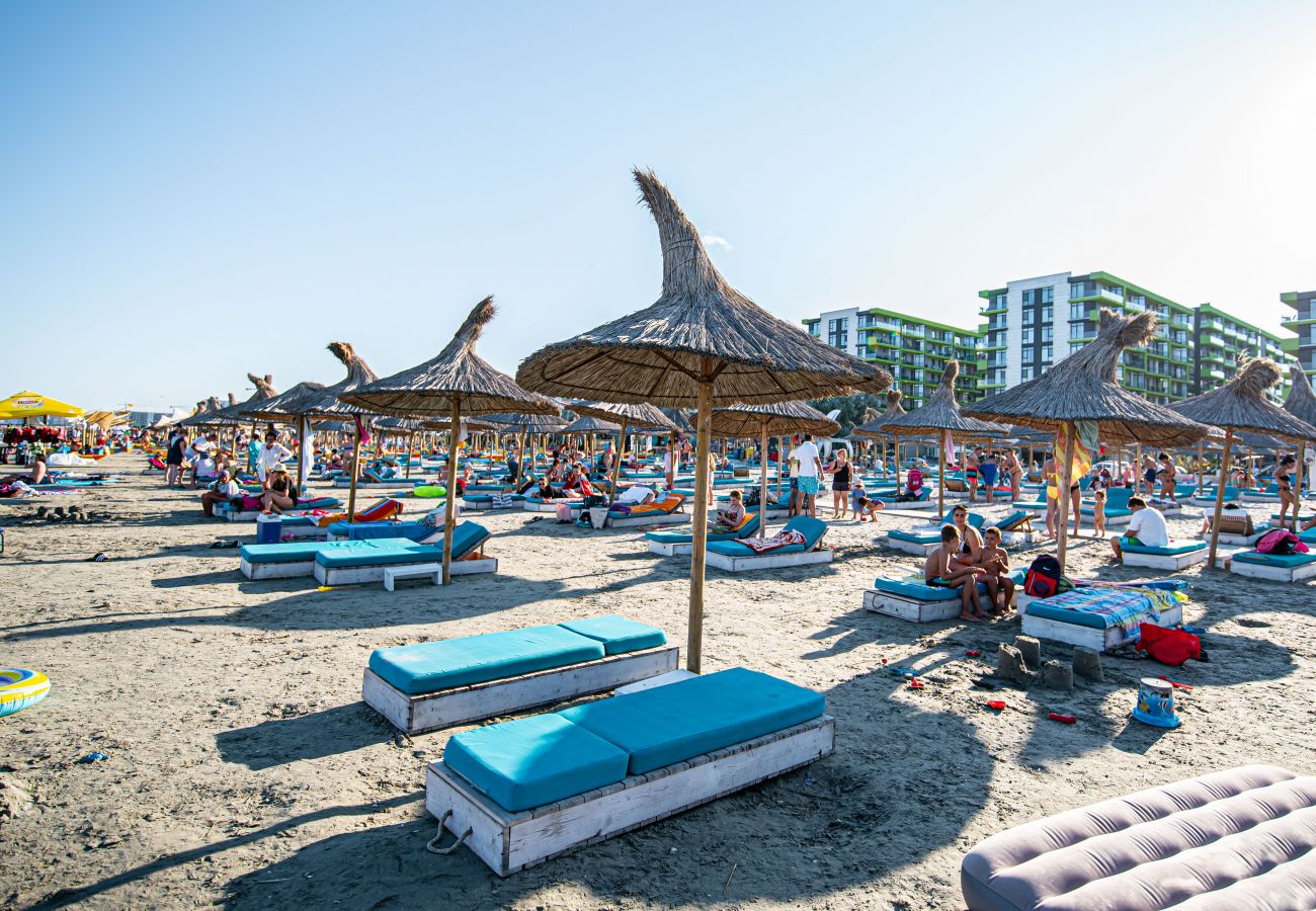 Apartment in Mamaia Nord -  Apartment Katrina near the Beach with Pool Acces - Alezzi Beach 