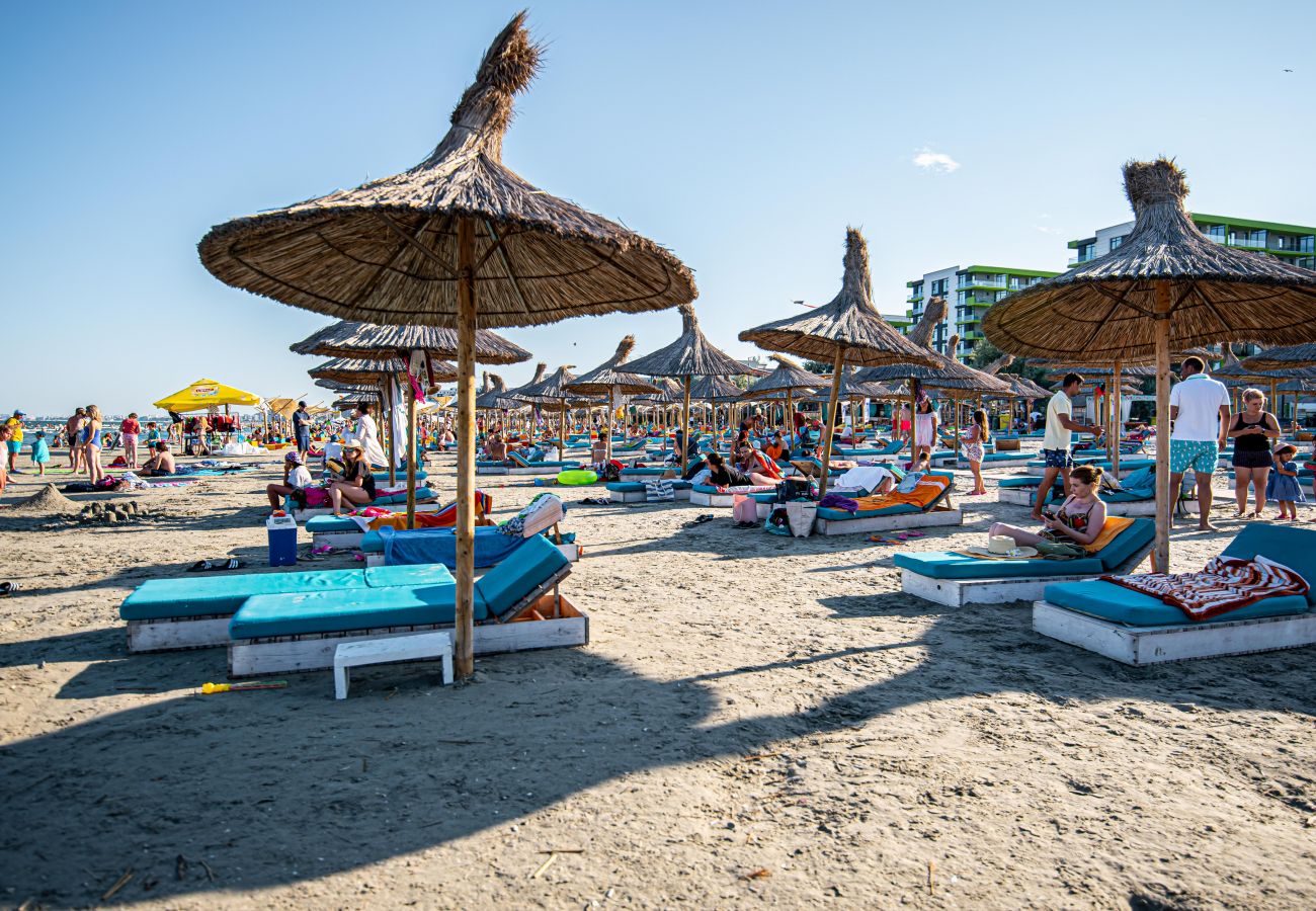 Apartment in Mamaia Nord -  Apartment Katrina near the Beach with Pool Acces - Alezzi Beach 