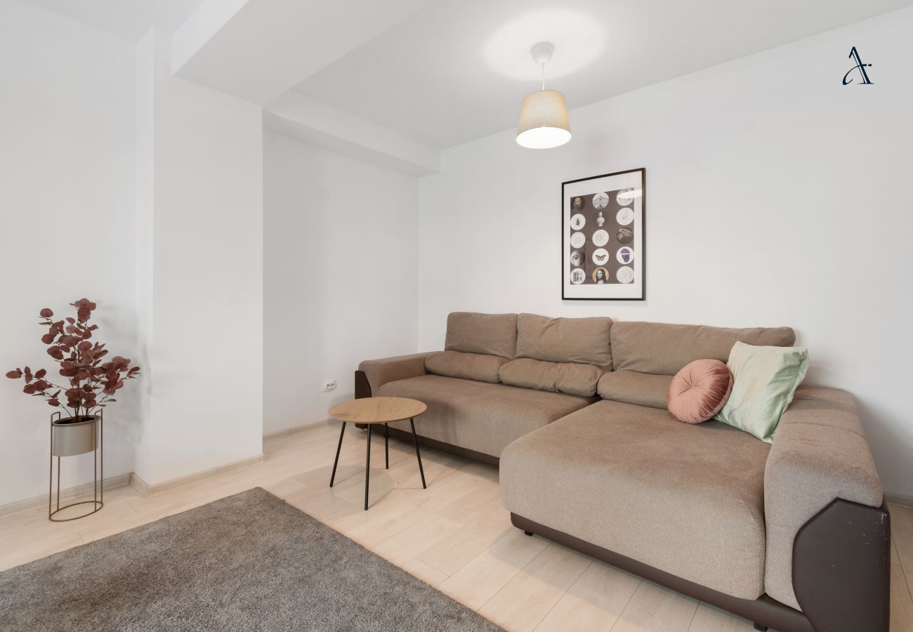 Apartment in Bucharest - Maia Apartment with One Bedroom & Fully kitchen 