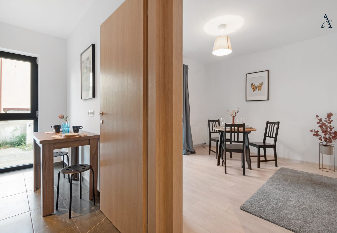 Apartment in Bucharest - Maia Apartment with One Bedroom & Fully kitchen 