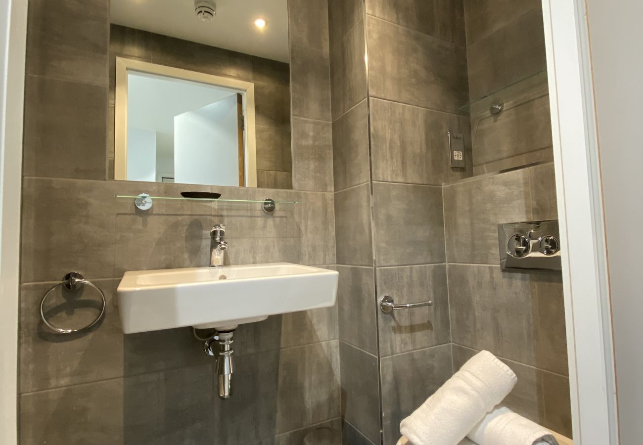 Aparthotel in Galway City - Eyre Square 2 Bedroom 1 Bath