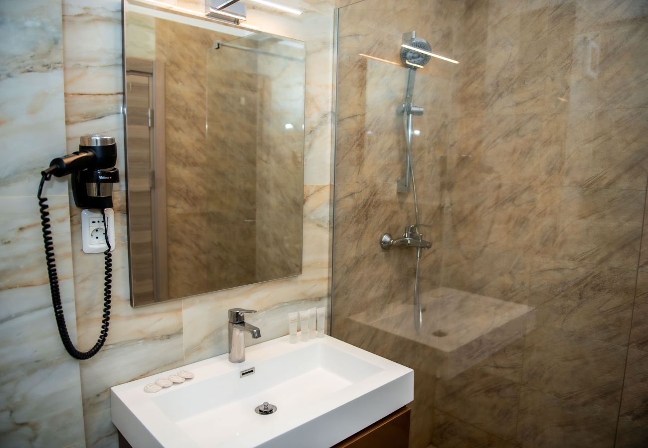 Apartment in Mamaia Nord - Deluxe Apartment 2 rooms with sea view