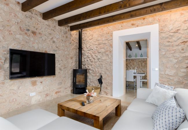 Cottage in Sant Llorenç Des Cardassar - YourHouse Sa Riba, beautiful stone finca with private pool Cottage in Sant Llorenç Des Cardassar - YourHouse Sa Riba, beautiful stone finca with private pool
