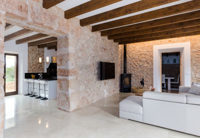 Cottage in Sant Llorenç Des Cardassar - YourHouse Sa Riba, beautiful stone finca with private pool Cottage in Sant Llorenç Des Cardassar - YourHouse Sa Riba, beautiful stone finca with private pool