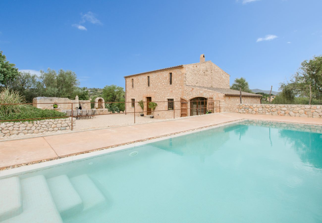 Cottage in Sant Llorenç Des Cardassar - YourHouse Sa Riba, beautiful stone finca with private pool