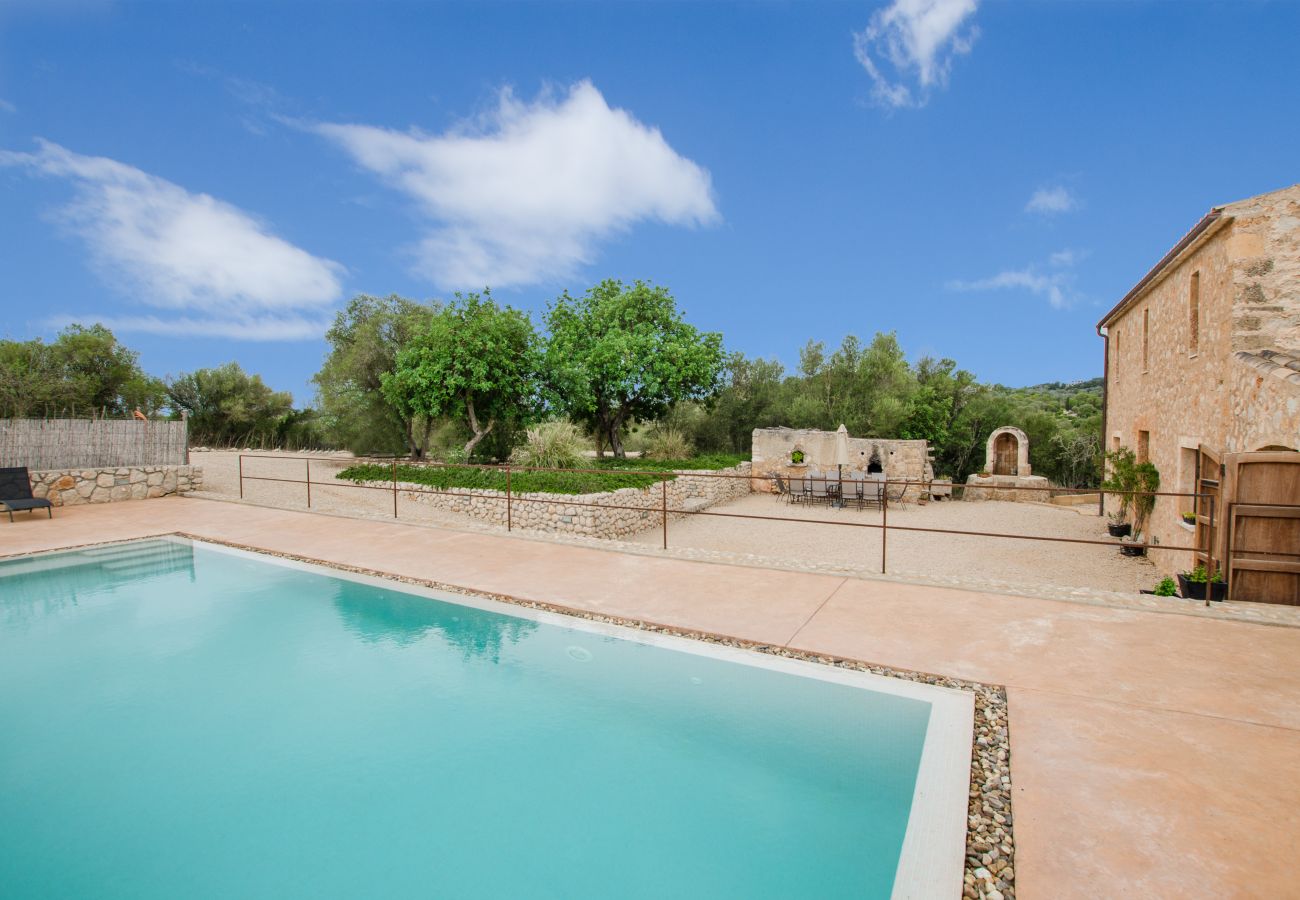 Cottage in Sant Llorenç Des Cardassar - YourHouse Sa Riba, beautiful stone finca with private pool