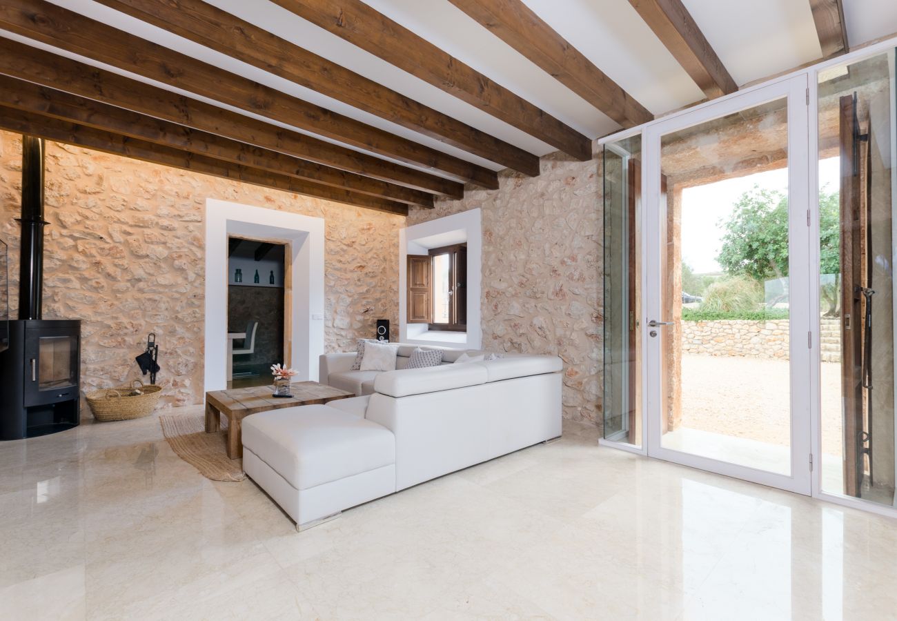 Cottage in Sant Llorenç Des Cardassar - YourHouse Sa Riba, beautiful stone finca with private pool