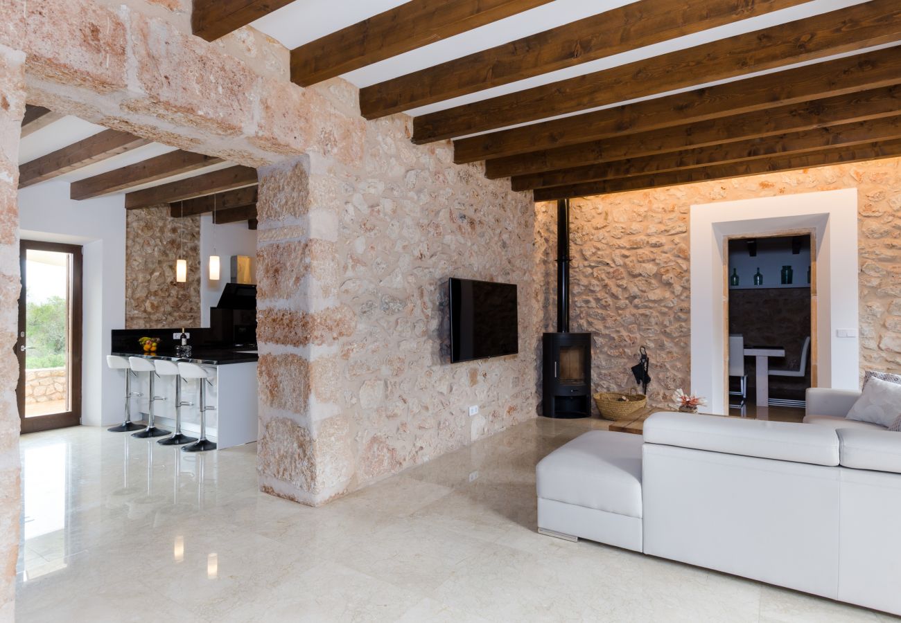 Cottage in Sant Llorenç Des Cardassar - YourHouse Sa Riba, beautiful stone finca with private pool