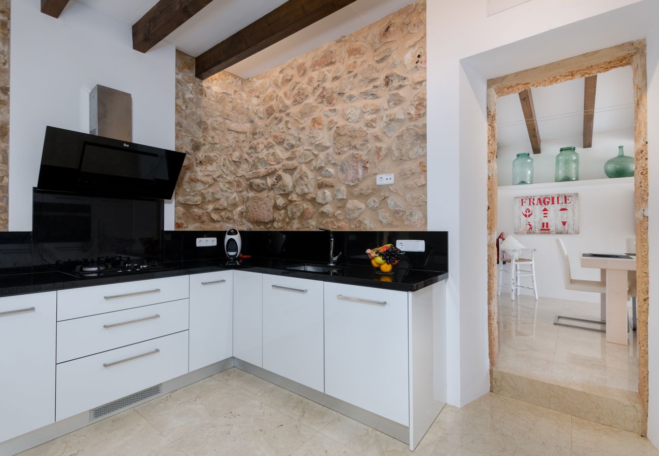 Cottage in Sant Llorenç Des Cardassar - YourHouse Sa Riba, beautiful stone finca with private pool