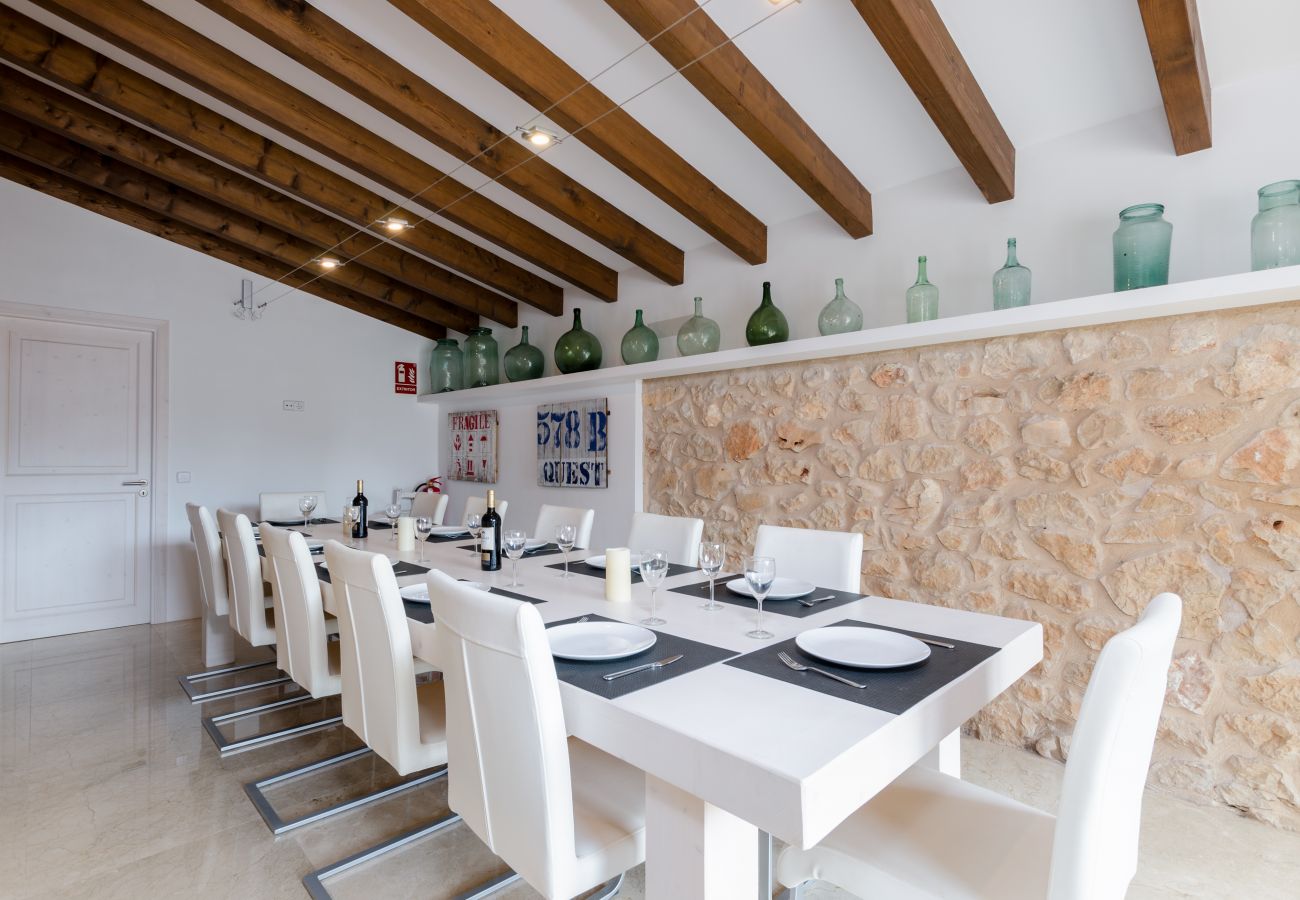 Cottage in Sant Llorenç Des Cardassar - YourHouse Sa Riba, beautiful stone finca with private pool