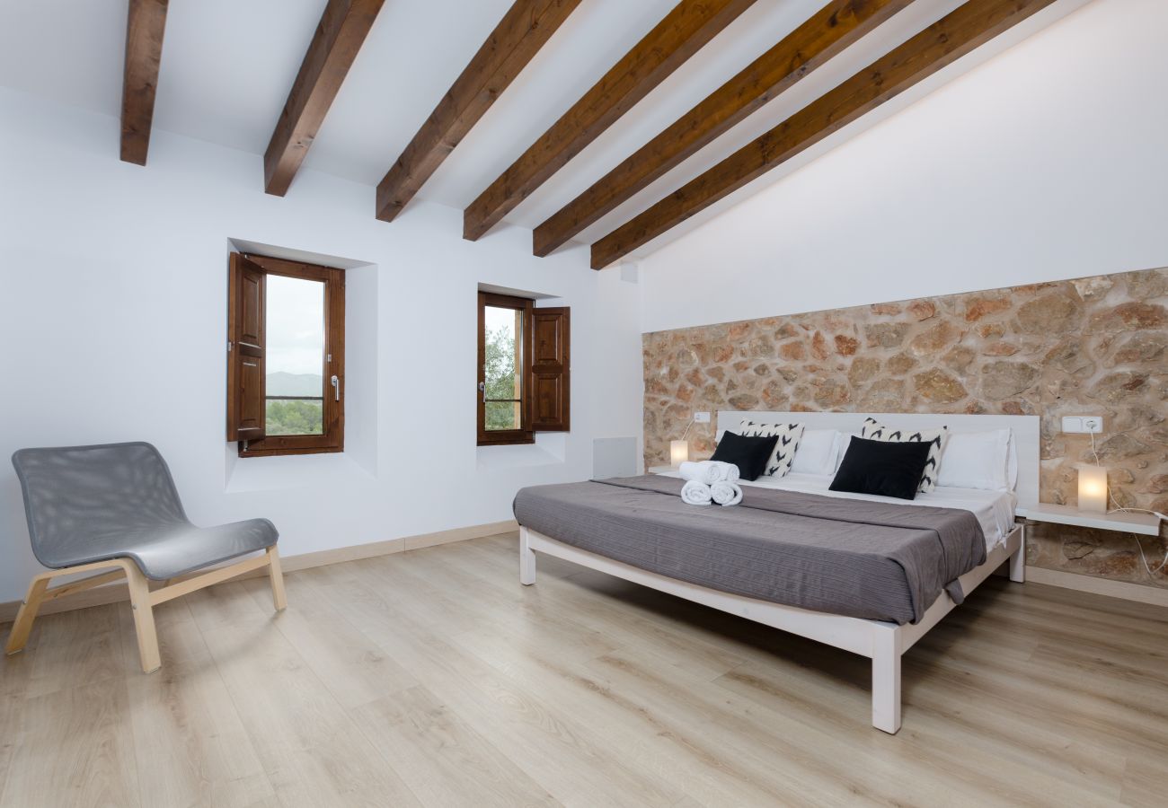 Cottage in Sant Llorenç Des Cardassar - YourHouse Sa Riba, beautiful stone finca with private pool