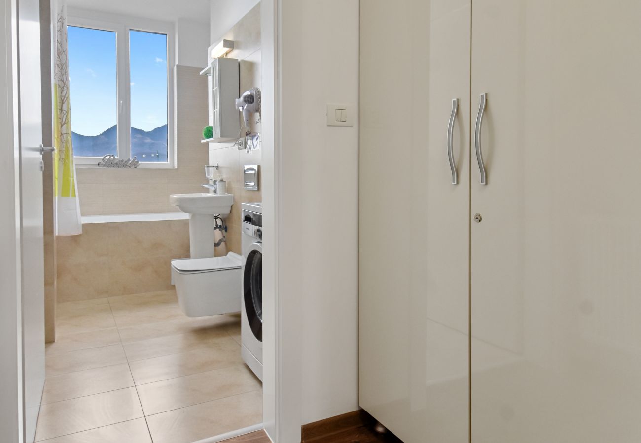 Apartment in Brasov - Modern in new building with panoramic view 