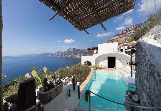 Villa in Praiano - Villa Venusta - Majestic Villa with Pool Villa in Praiano - Villa Venusta - Majestic Villa with Pool