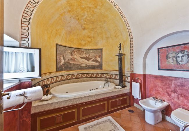 Villa in Praiano - Villa Venusta - Majestic Villa with Pool Villa in Praiano - Villa Venusta - Majestic Villa with Pool