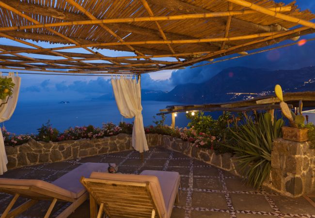 Villa in Praiano - Villa Venusta - Majestic Villa with Pool Villa in Praiano - Villa Venusta - Majestic Villa with Pool