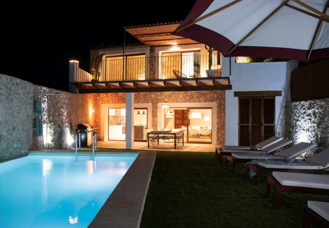 Maria de la salut - House