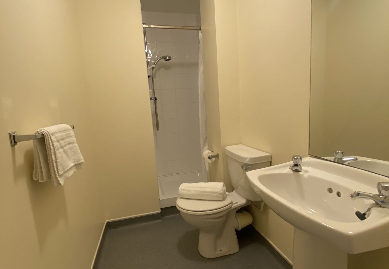 Rent by room in Waterford - Waterford City Campus Single Room
