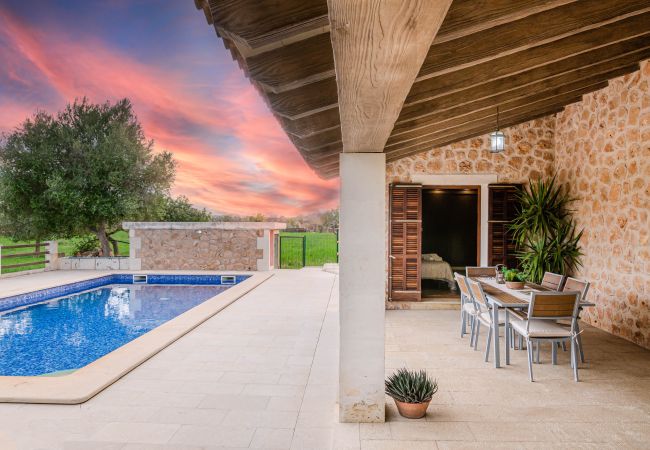 Villa in Santa Margalida - YourHouse Can Cuixa, wonderful villa with private pool in Majorca North
