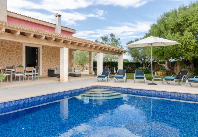 Villa in Santa Margalida - YourHouse Can Cuixa, wonderful villa with private pool in Majorca North