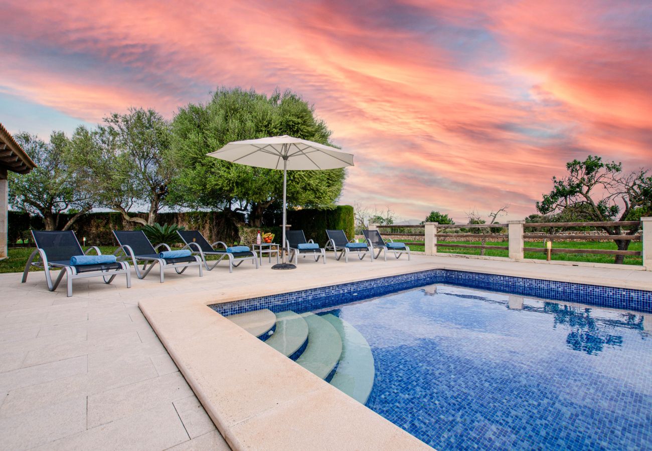 Villa in Santa Margalida - YourHouse Can Cuixa, wonderful villa with private pool in Majorca North