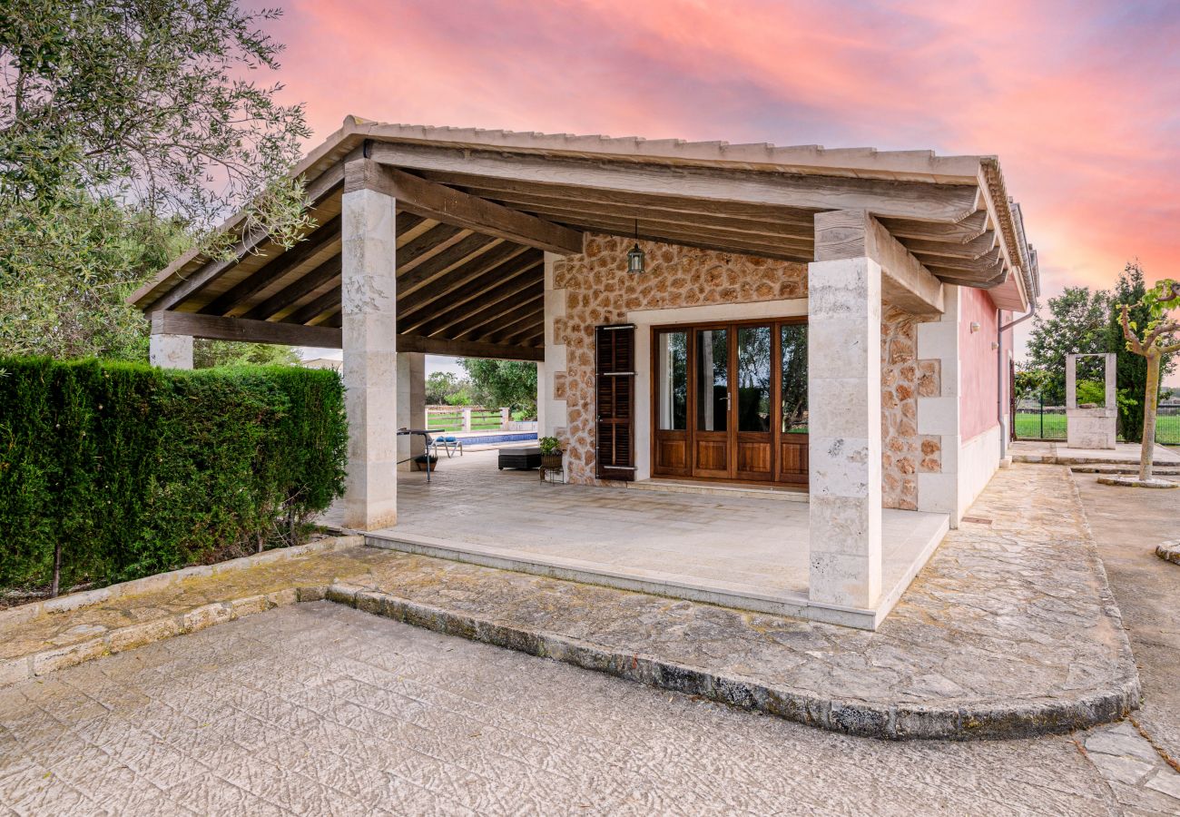 Villa in Santa Margalida - YourHouse Can Cuixa, wonderful villa with private pool in Majorca North