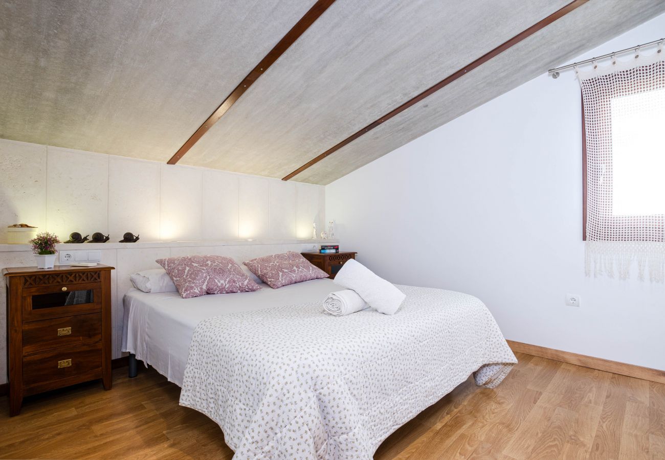 Villa in Santa Margalida - YourHouse Can Cuixa, wonderful villa with private pool in Majorca North