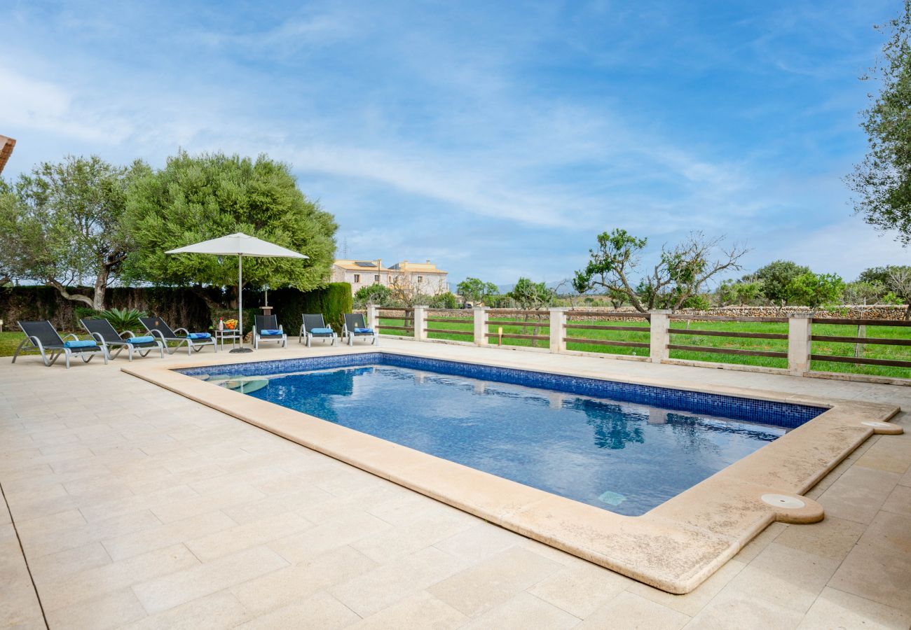 Villa in Santa Margalida - YourHouse Can Cuixa, wonderful villa with private pool in Majorca North
