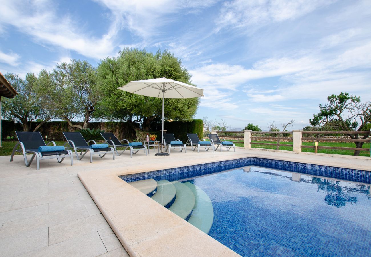 Villa in Santa Margalida - YourHouse Can Cuixa, wonderful villa with private pool in Majorca North