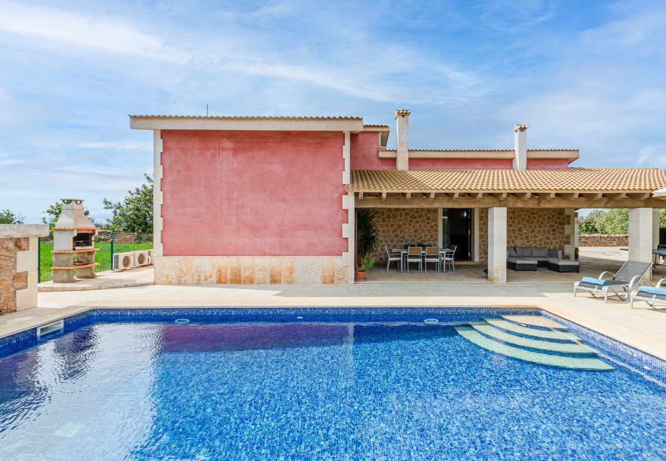 Villa in Santa Margalida - YourHouse Can Cuixa, wonderful villa with private pool in Majorca North