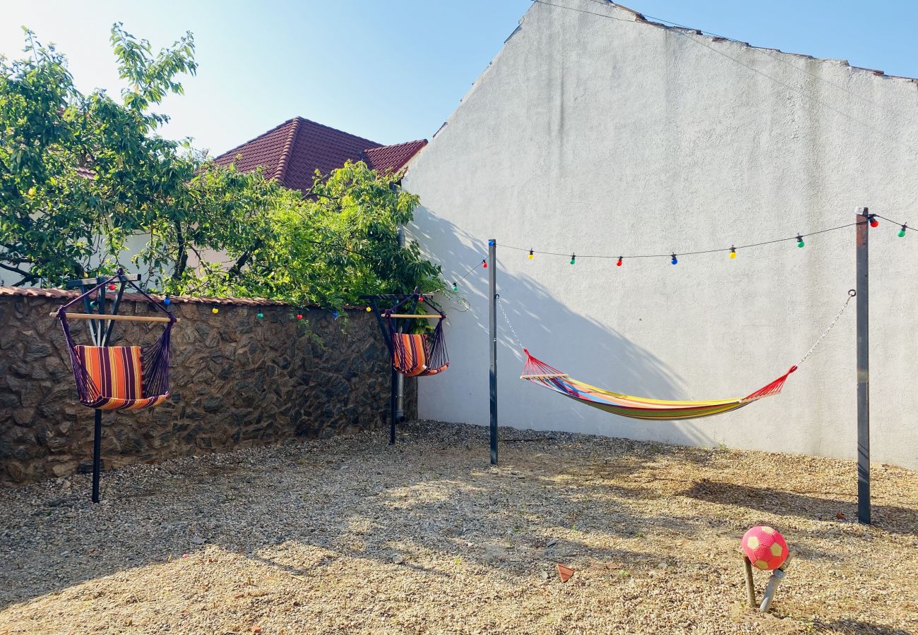 Apartment in Blaj - Central Apartment with Garden in Blaj