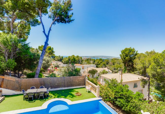 Villa pines sea holiday rental Mallorca