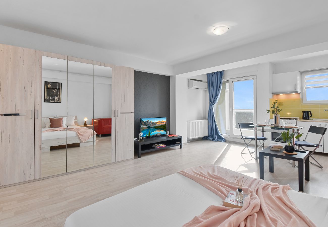 Studio in Otopeni - Studio Flat in Airport Residence - Near Henri Coanda International Airport
