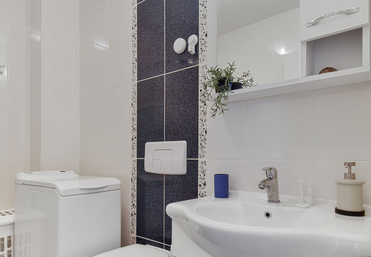 Studio in Otopeni - Studio Flat in Airport Residence - Near Henri Coanda International Airport