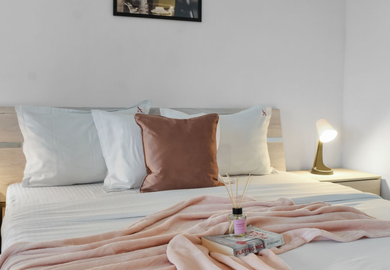 Studio in Otopeni - Studio Flat in Airport Residence - Near Henri Coanda International Airport