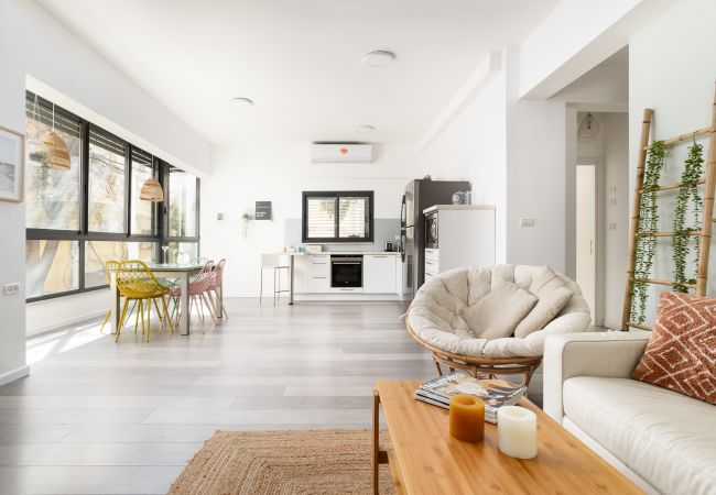 Apartment in Tel Aviv - Jaffa - MAMAD Fresh Design 2BR in City Center by FeelHome Apartment in Tel Aviv - Jaffa - MAMAD Fresh Design 2BR in City Center by FeelHome