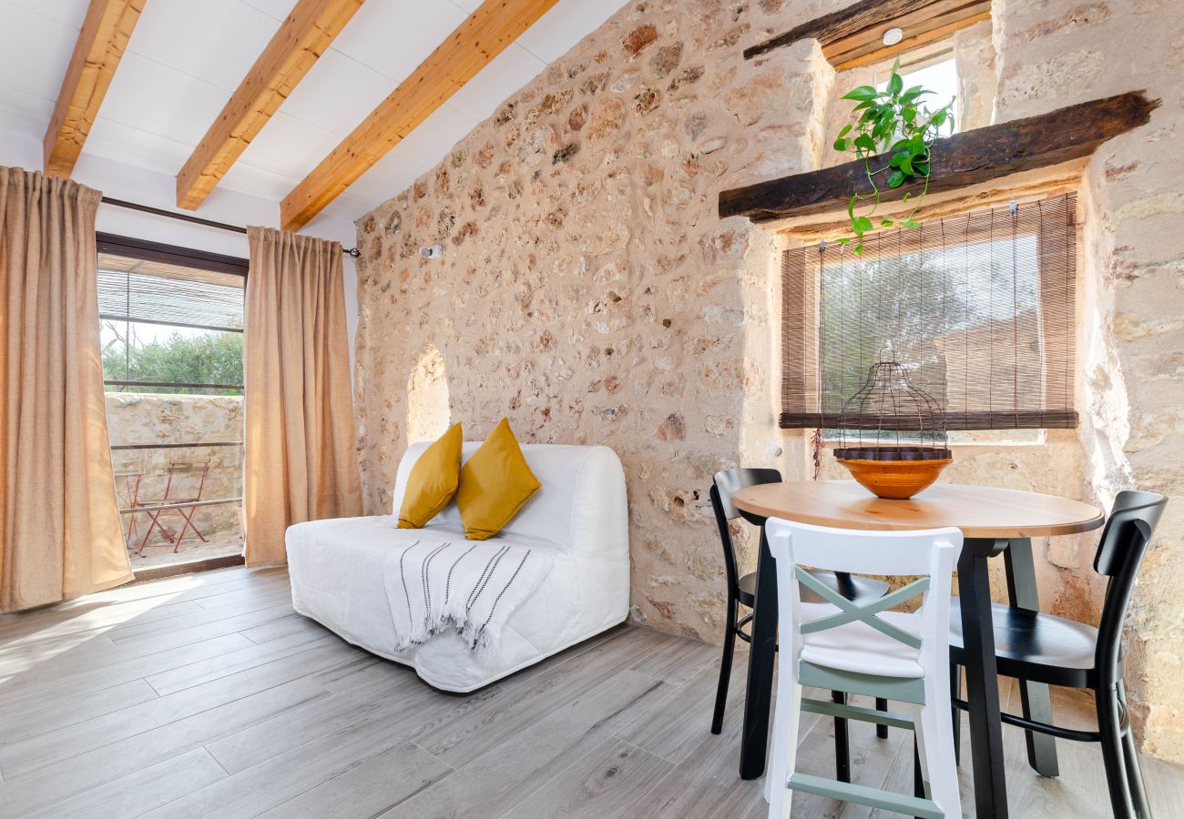 Farm stay in Costitx - Cal Tio 1 YourHouse, perfect for families, in a quiet area