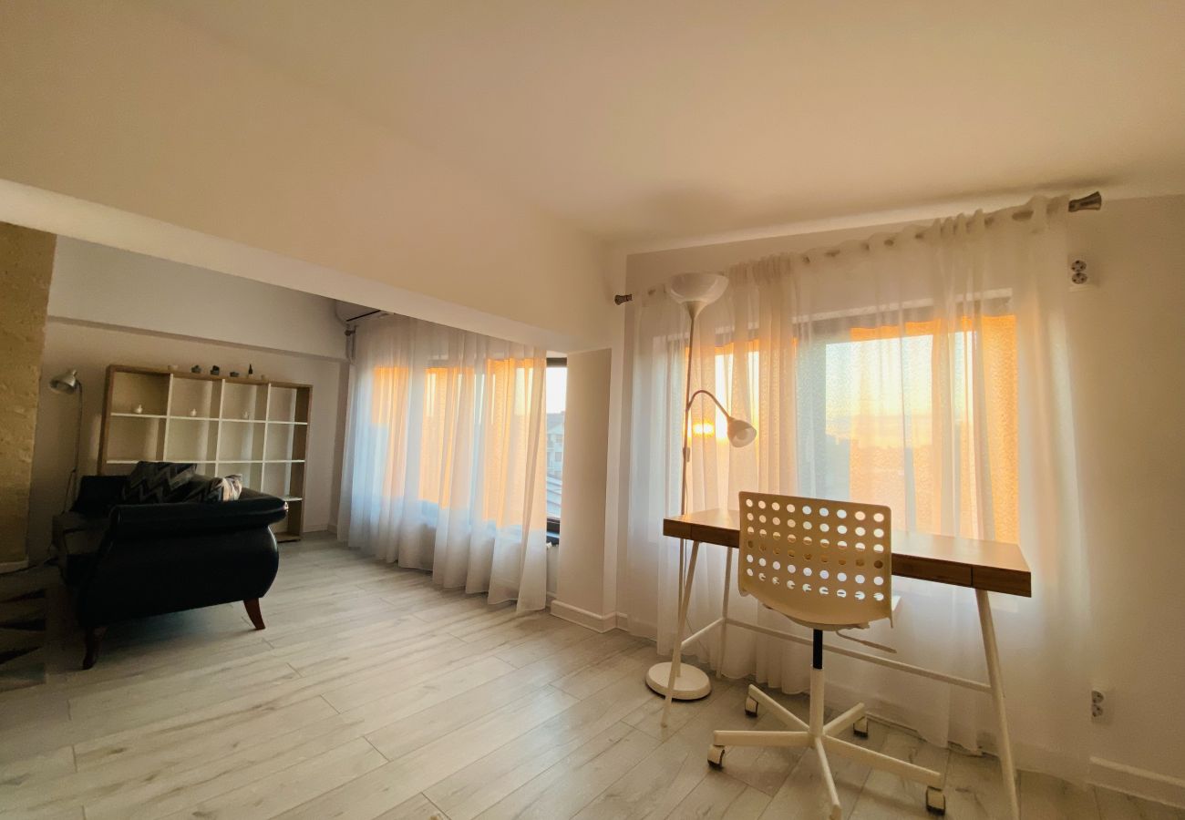 Apartment in Bucharest - Long term stay in modern and well designed 2 bedroom flat 