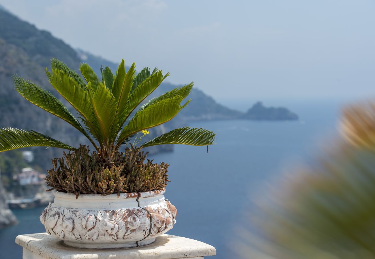 House in Praiano - Maison del Pescatore - Few steps away from the beach, sea view 