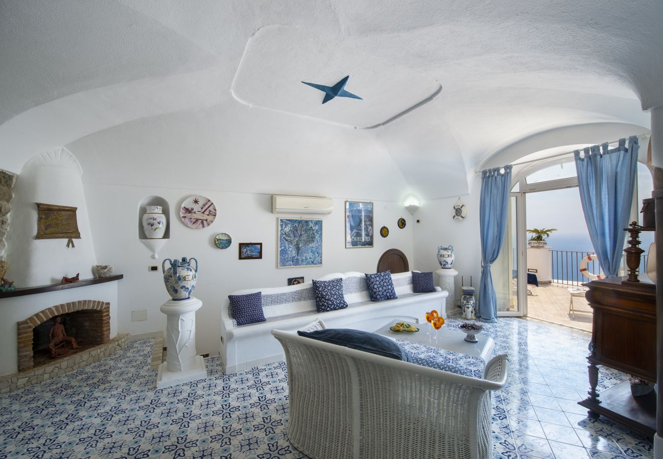 House in Praiano - Maison del Pescatore - Few steps away from the beach, sea view 