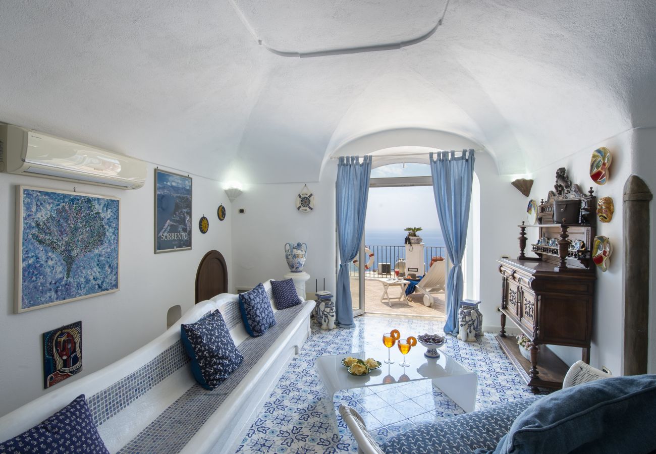 House in Praiano - Maison del Pescatore - Few steps away from the beach, sea view 