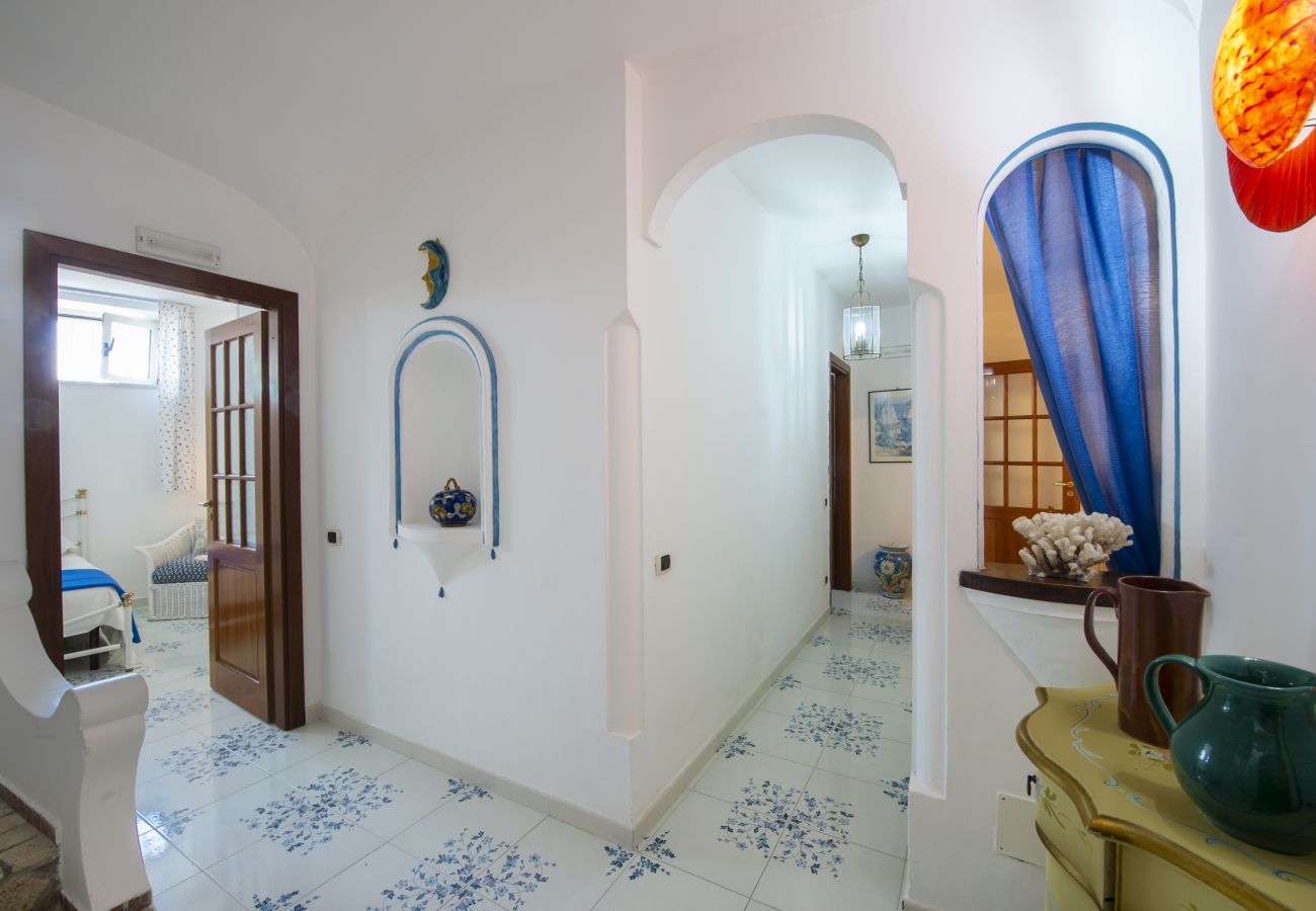 House in Praiano - Maison del Pescatore - Few steps away from the beach, sea view 