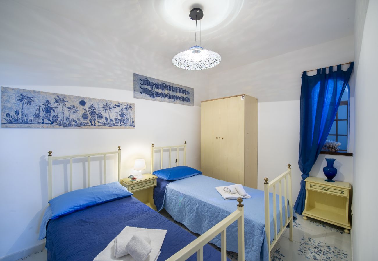 House in Praiano - Maison del Pescatore - Few steps away from the beach, sea view 