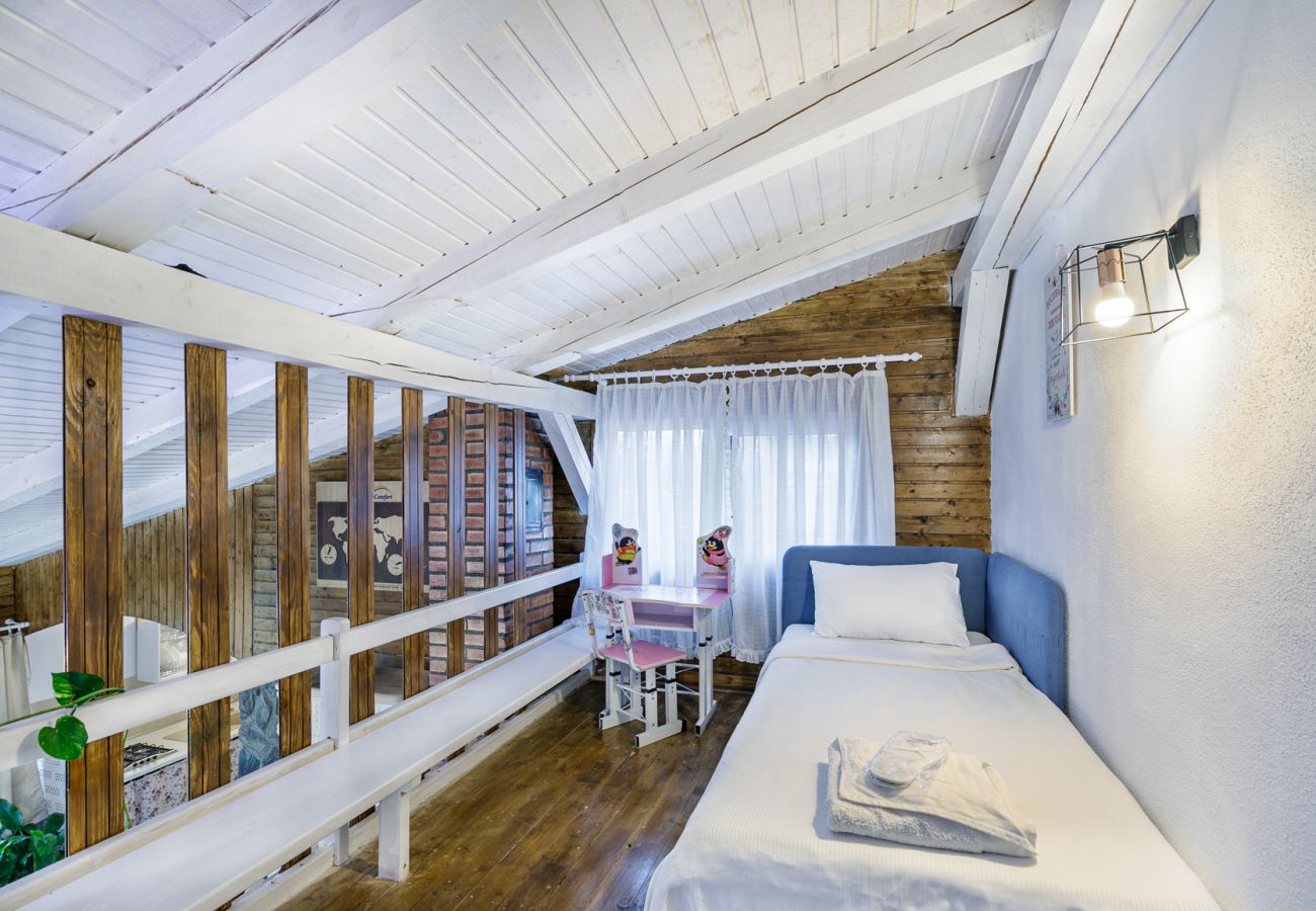 Apartment in Bistrita - Jungla Apartment - Charming  Flat Unirea