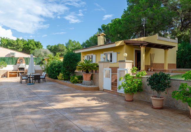 Villa in Santa Margalida - YourHouse Oratge, lovely house with private pool near the beach