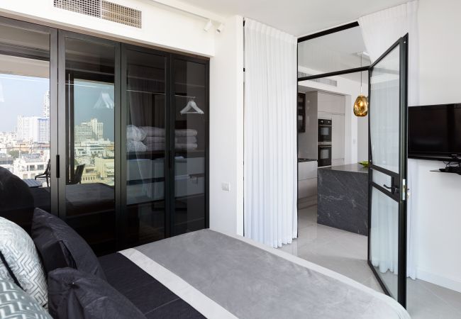 Apartment in Tel Aviv - Jaffa - MAMAD Luxury Executive 4BR with Terrace & Sea View by FeelHome Apartment in Tel Aviv - Jaffa - MAMAD Luxury Executive 4BR with Terrace & Sea View by FeelHome
