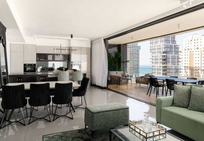 Apartment in Tel Aviv - Jaffa - Luxury Executive 4BR with Terrace & Sea View by FeelHome